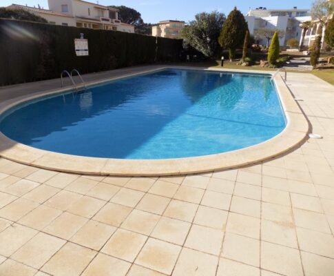 Apartament per llogar L’Escala 90 mts platja Riells.