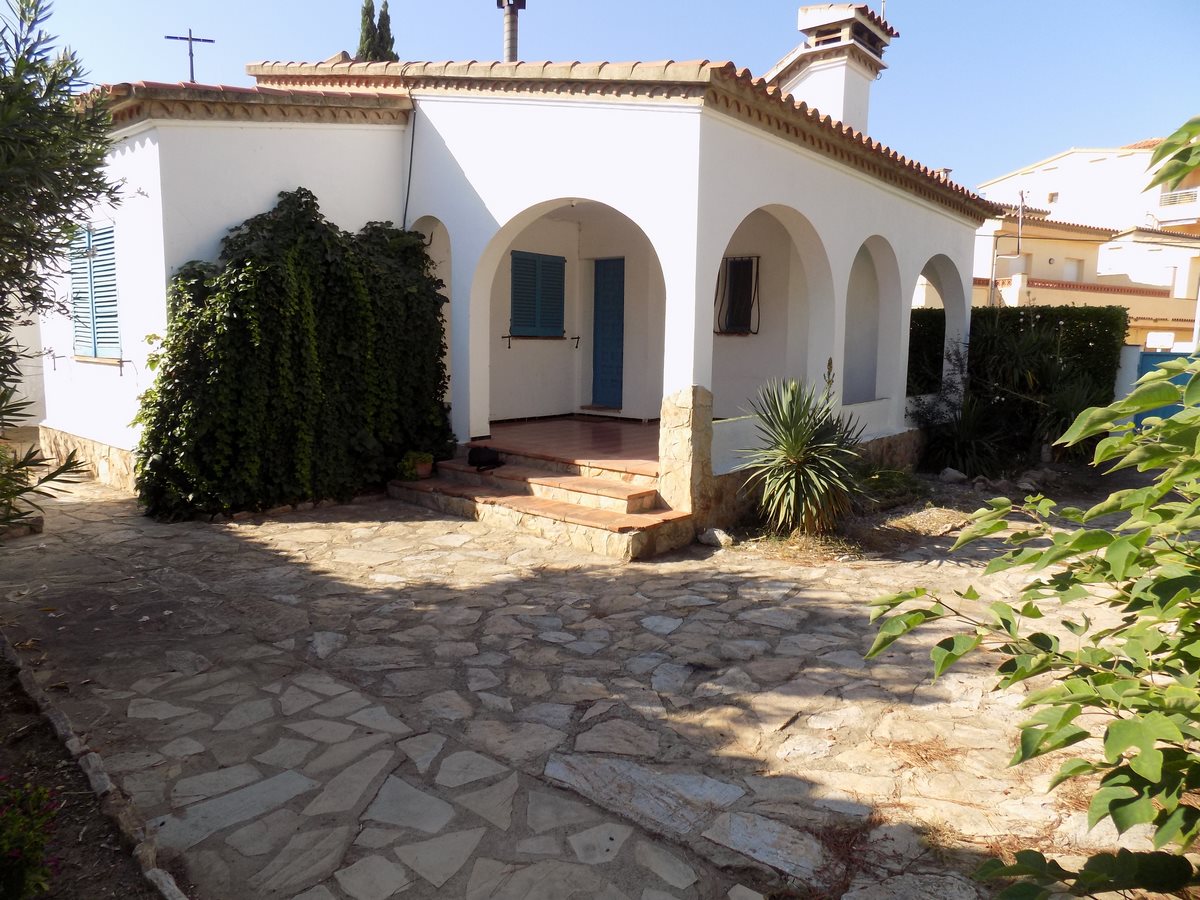 House to rent near Riells Beach in L’Escala